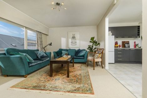 Photo of property in 3/38 Old Lake Road, Narrow Neck, Auckland, 0624