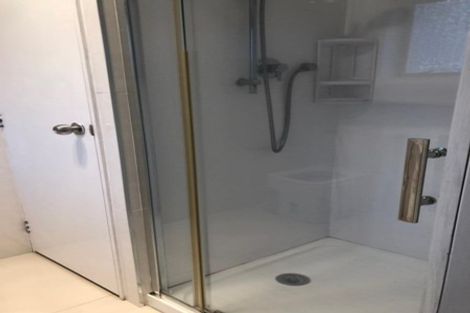 Photo of property in 6 Suwyn Place, Weymouth, Auckland, 2103