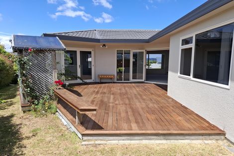 Photo of property in 16 Whetu Place, Nukuhau, Taupo, 3330