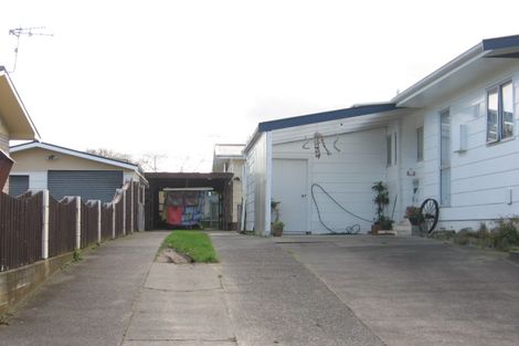 Photo of property in 21a Raglan Avenue, Cloverlea, Palmerston North, 4412