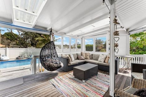 Photo of property in 105 Ladies Mile, Manly, Whangaparaoa, 0930