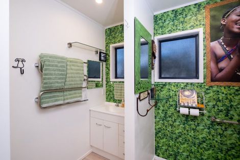 Photo of property in 267 Clifton Road, Te Awanga, 4102