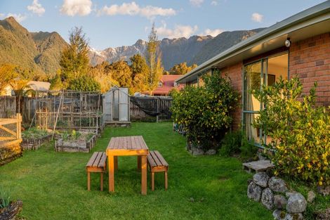 Photo of property in 17 Pekanga Drive, Fox Glacier, 7886