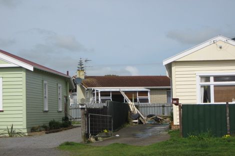 Photo of property in 15b High Street West, Waitara, 4320