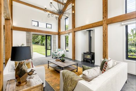 Photo of property in 7 Whangaparaoa Road, Red Beach, 0932