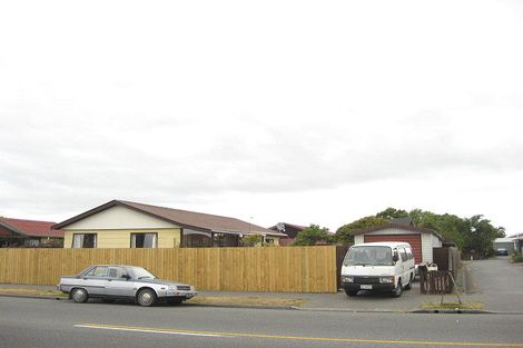 Photo of property in 105 Queenspark Drive, Parklands, Christchurch, 8083