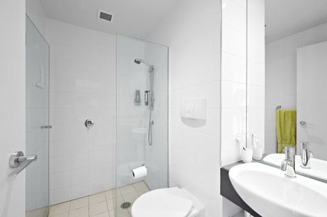 Photo of property in Sanctum Apartment, 10ua72 Ebor Street, Te Aro, Wellington, 6011
