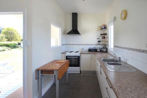 Photo of property in 28 Raglan Street, Oamaru North, Oamaru, 9400