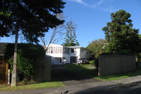 Photo of property in 8 Roband Avenue, Glenfield, Auckland, 0629