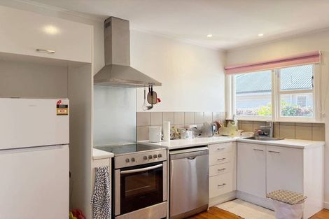 Photo of property in 2/15 Jeffreys Road, Fendalton, Christchurch, 8052