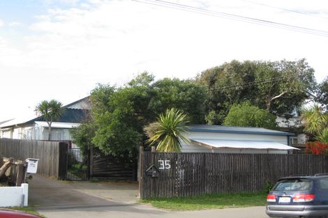 Photo of property in 35a Oram Avenue, New Brighton, Christchurch, 8061