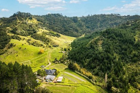 Photo of property in 21 Noakes Hill Road, Puhoi, Silverdale, 0994