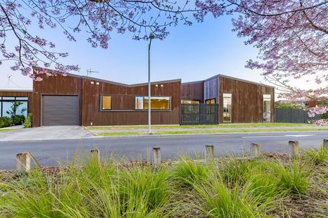 Photo of property in 7 Liberation Road, Papakura, 2110