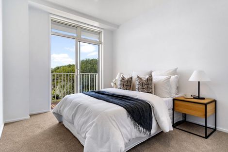 Photo of property in 117 Hibiscus Drive, Orewa, 0931