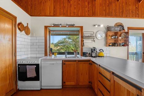 Photo of property in 32 Aoturoa Avenue, Rotoiti Forest, Rotorua, 3074