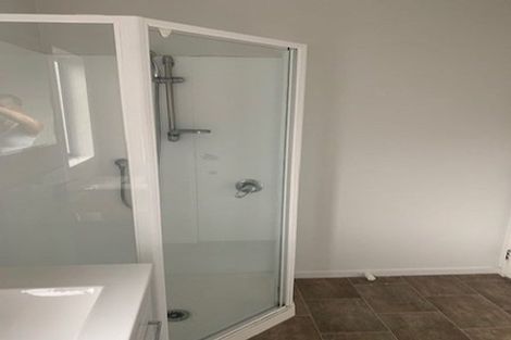 Photo of property in 36 Bowater Place, Manurewa, Auckland, 2102