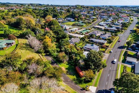 Photo of property in 56 Poplar Grove, Whalers Gate, New Plymouth, 4310