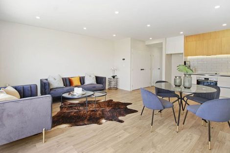 Photo of property in 313c Bucklands Beach Road, Bucklands Beach, Auckland, 2012