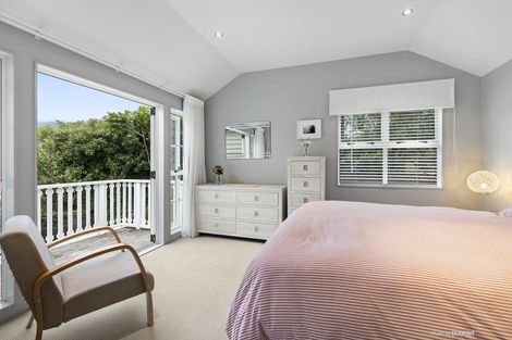 Photo of property in 15a Aplin Terrace, Ngaio, Wellington, 6035