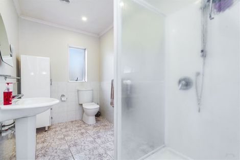 Photo of property in 51 Nielsen Gardens, Rototuna, Hamilton, 3210