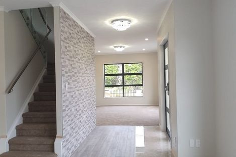 Photo of property in 38 Drumbuoy Drive, Flat Bush, Auckland, 2019