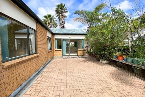 Photo of property in 27 Kona Crescent, Henderson, Auckland, 0610