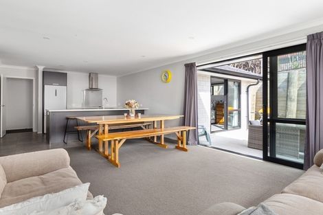 Photo of property in 17 Lakeside Terrace, Omokoroa, 3114