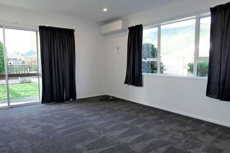 Photo of property in 7a Belvedere Avenue, Waikanae, 5036
