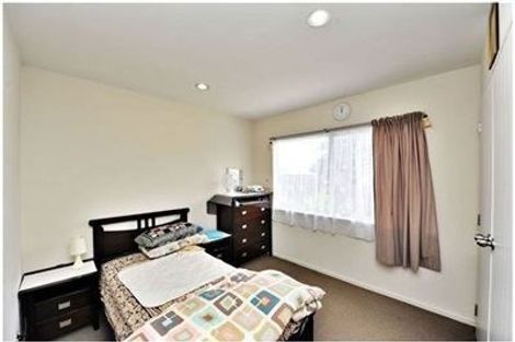 Photo of property in 79a Awaroa Road, Sunnyvale, Auckland, 0612