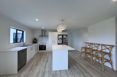 Photo of property in 61 Kimber Street, Halcombe, Feilding, 4779