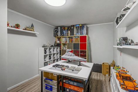 Photo of property in 127 Milne Drive, Paraparaumu, 5032