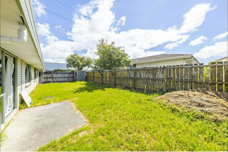 Photo of property in 1/11 Solveig Place, Randwick Park, Auckland, 2105