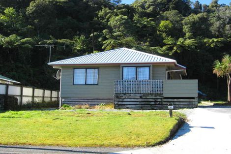 Photo of property in 119 Marsden Road, Greymouth, 7805