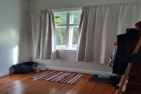 Photo of property in 27 Maida Vale Road, Roseneath, Wellington, 6011