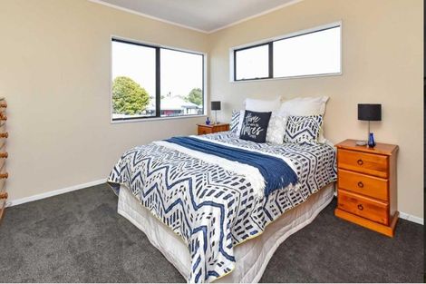 Photo of property in 153 Finlayson Avenue, Clendon Park, Auckland, 2103