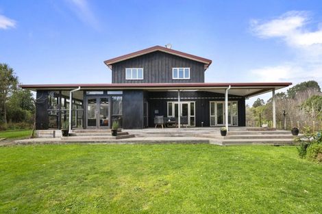 Photo of property in 268 Turitea Road, Turitea, Palmerston North, 4472