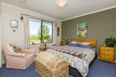 Photo of property in 14 Grace Nicholls Grove, Riverstone Terraces, Upper Hutt, 5018