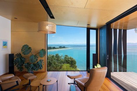 Photo of property in 36 The Cliffs, Britannia Heights, Nelson, 7010