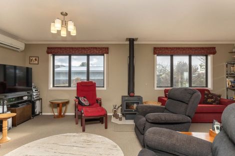 Photo of property in 51a Gordon Street, Dannevirke, 4930