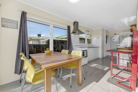 Photo of property in 26 Tiraumea Drive, Pakuranga, Auckland, 2010