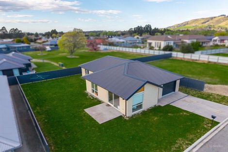 Photo of property in 3 Strawberry Lane, Waimate, 7924