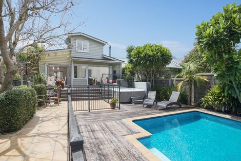 Photo of property in 42 Ellerton Road, Mount Eden, Auckland, 1024