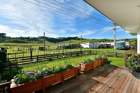 Photo of property in 4/12 Miro Street, Helensville, 0800