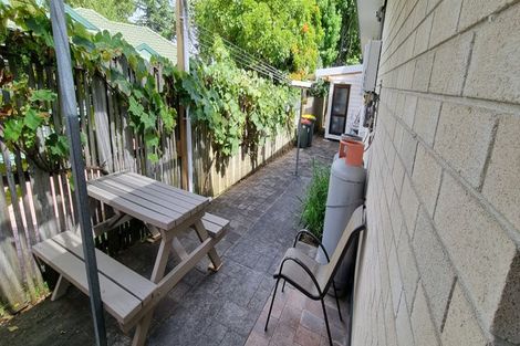 Photo of property in 20 Mercury Lane, Windsor Park, Auckland, 0632