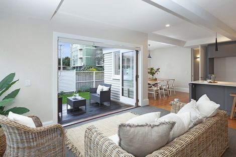 Photo of property in 11b Rhodes Street, Merivale, Christchurch, 8014