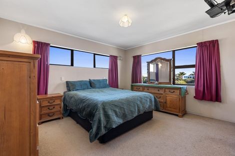 Photo of property in 816 Papamoa Beach Road, Papamoa Beach, Papamoa, 3118