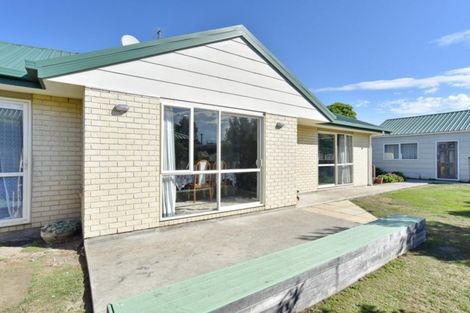 Photo of property in 60a Main North Road, Woodend, 7610