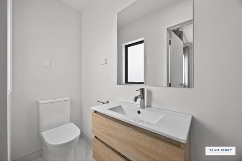 Photo of property in 15b William Avenue, Manurewa, Auckland, 2102