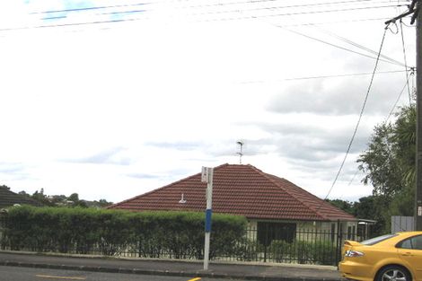 Photo of property in 131 Hinemoa Street, Birkenhead, Auckland, 0626