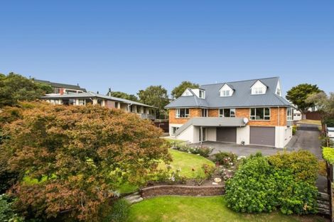 Photo of property in 16 Cornwall Street, Vauxhall, Dunedin, 9013